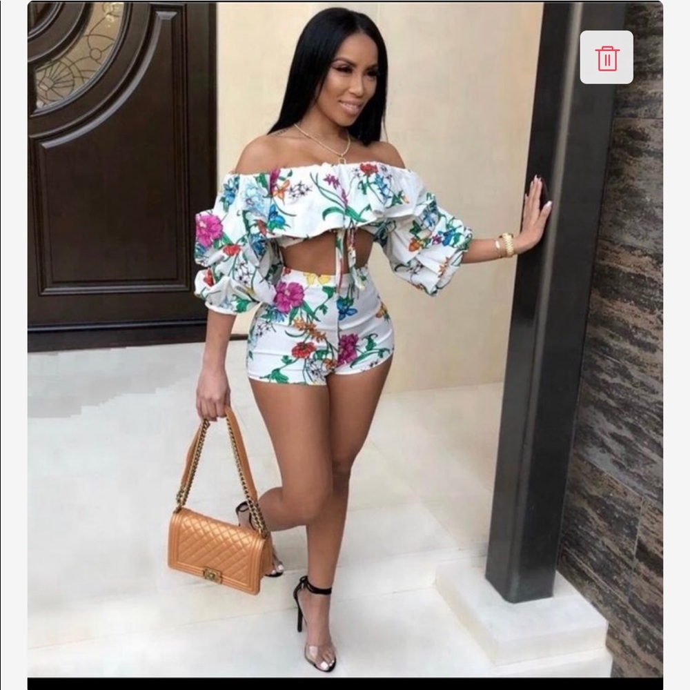 Floral 2 Piece Shorts Set.